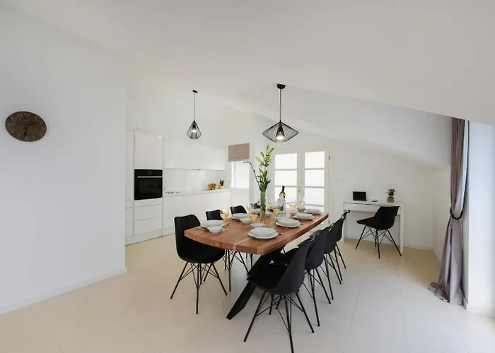 Marcela Sea Front Center Luxury